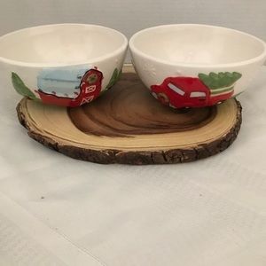 Haven & Key Christmas  Bowls ( Farm Barn , Vintage Red Truck)- 2‎